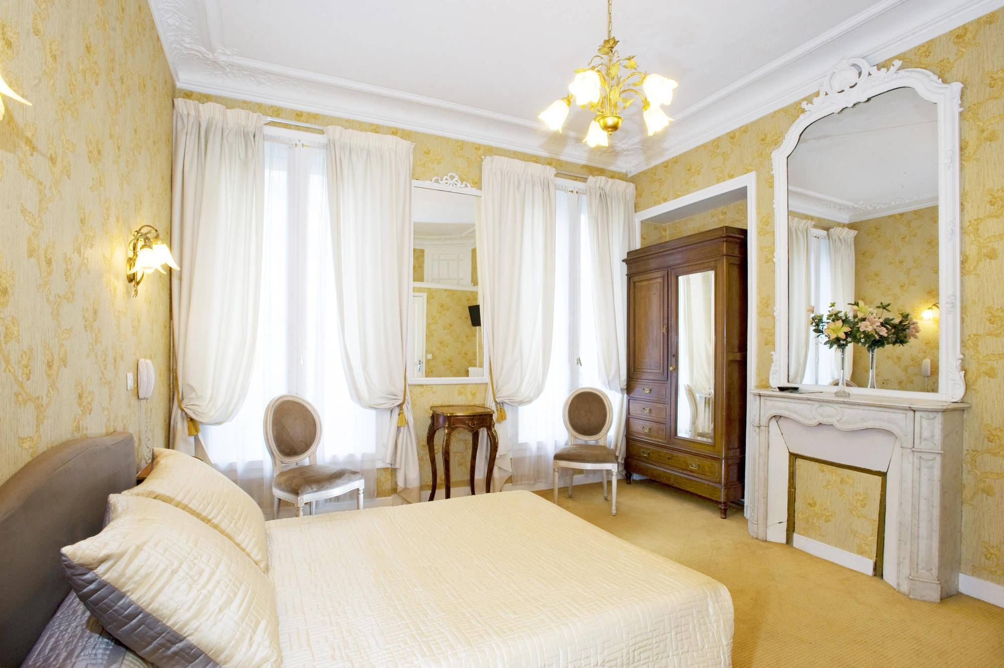 Hotel D'Albion Париж Экстерьер фото