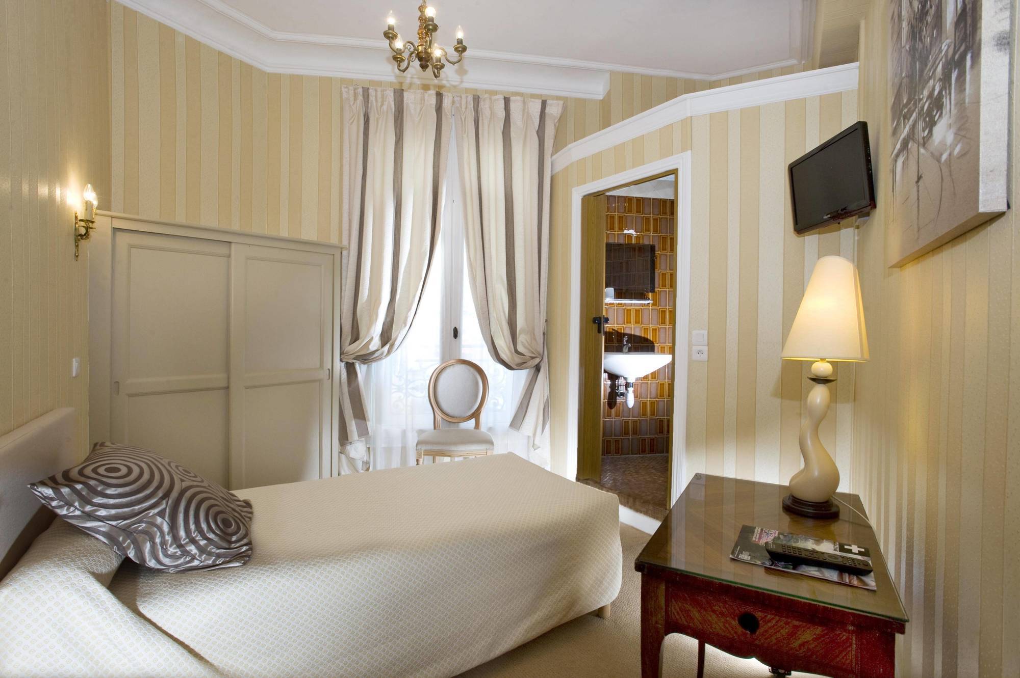 Hotel D'Albion Париж Экстерьер фото